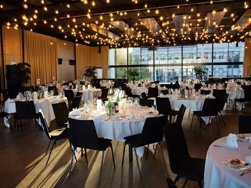 The Hall Zürich offers you a unique atmosphere for your Christmas dinner