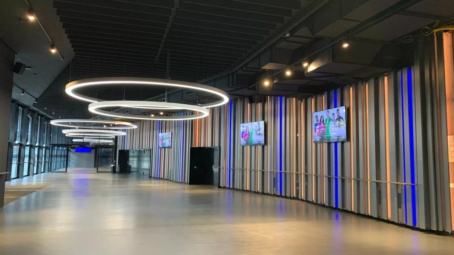 THE HALL - Foyer - GV