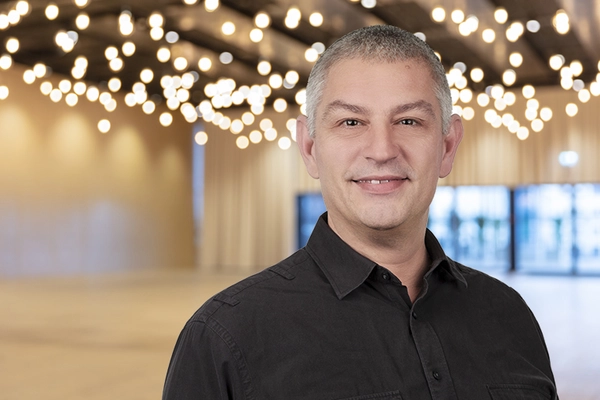 Robert Kostadinovic Head of Digital & Creation at THE HALL Zürich